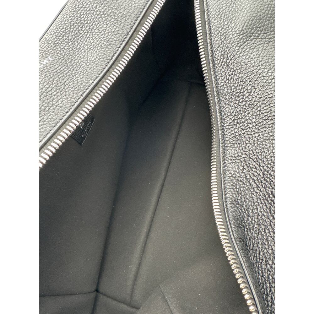 Givenchy Black Leather Pebble Textured Large Pandora Travel Bag - Picture 8 of 9